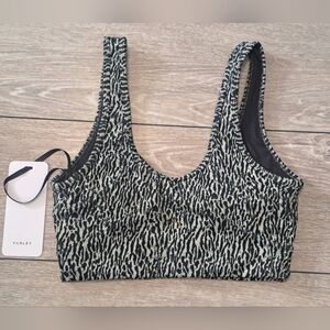 Brand New Varley Black and White Women's  "KELLAM" Sports Bra